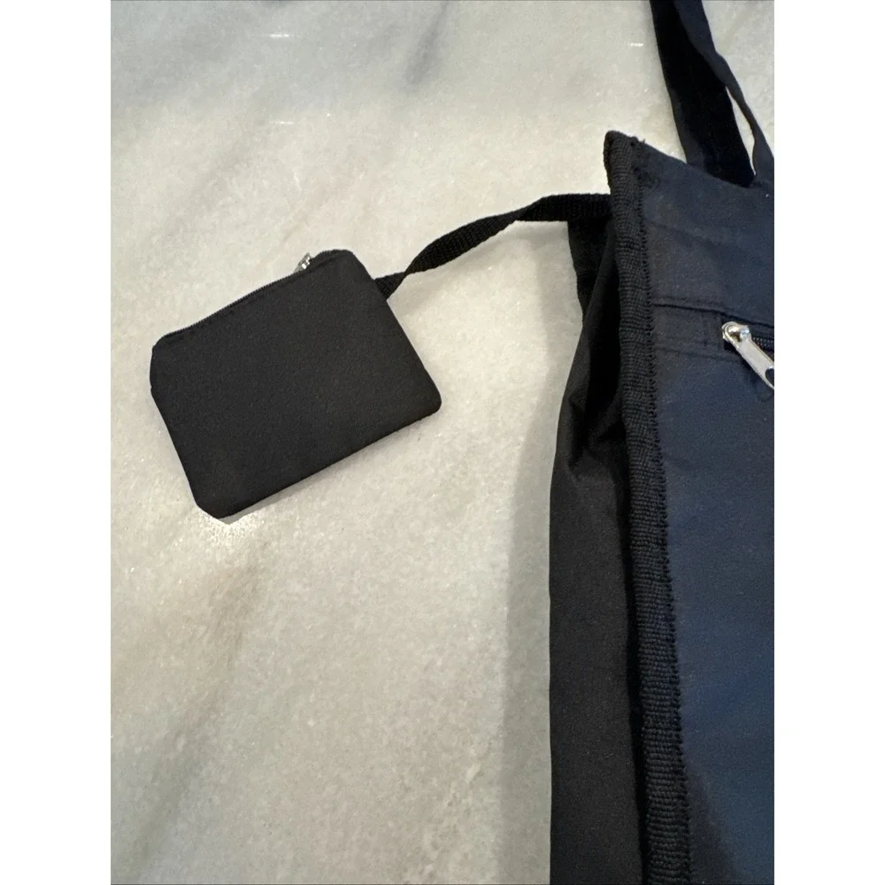 Red hat Lady insulated lunch / cary bag 11.5